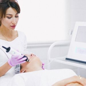 Package of 3 courses - Hydra Faical, Chemical Peels, Microneedling